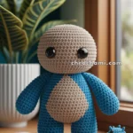 Amigurumi Booster Gold – FREE Crochet Pattern