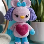 Amigurumi Heart Keychain – FREE Crochet Pattern